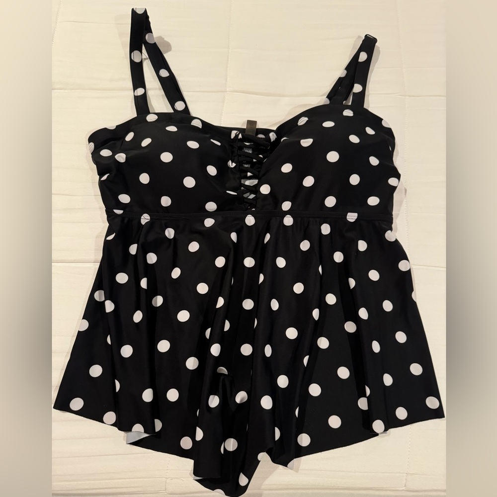 Torrid Size 0 swim top